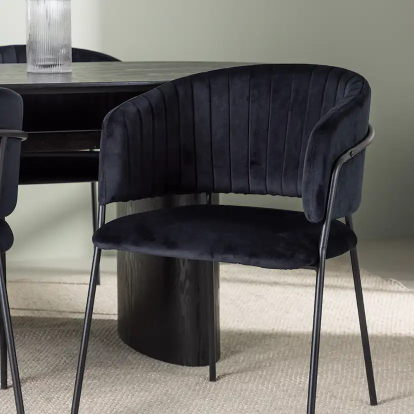 Matgrupp Venture Home Isolde med 4 st Selma stolar