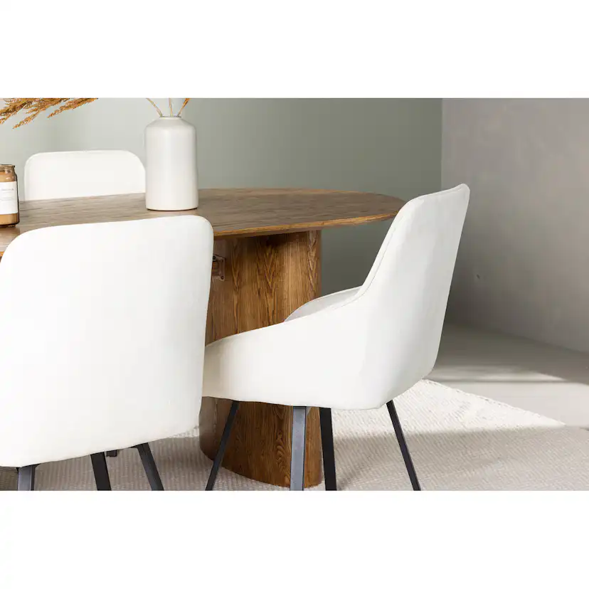 Matgrupp Venture Home Isolde med 4 Rosie Stolar