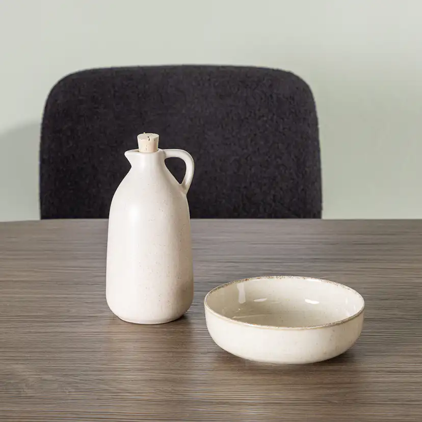 Matgrupp Venture Home Andy med 4 Yesterday Stolar