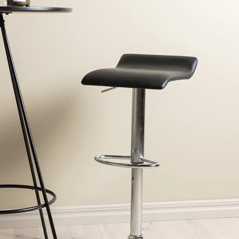 Matgrupp Venture Home Bistro Ø60 cm med 2 st Jonna stolar