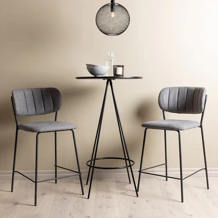 Matgrupp Venture Home Bistro Ø60 cm med 2 st Bell stolar