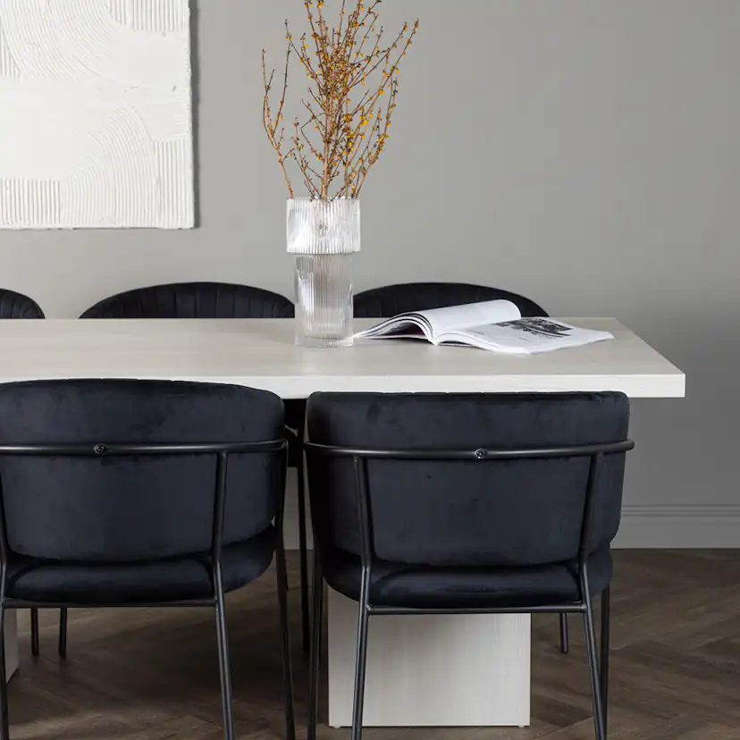 Matgrupp Venture Home Olga med 6 Selma Stolar