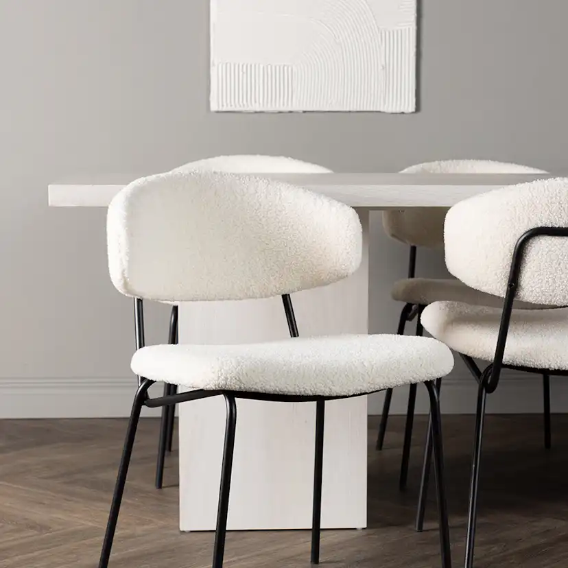 Matgrupp Venture Home Olga med 6 st Chico stolar