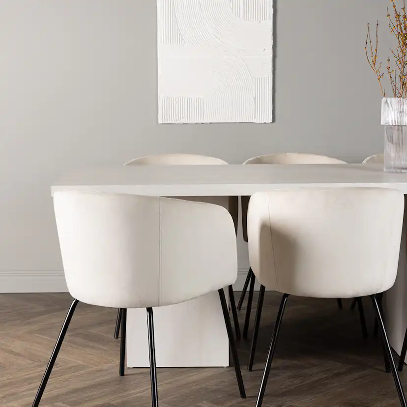 Matgrupp Venture Home Olga med 6 st Berit stolar