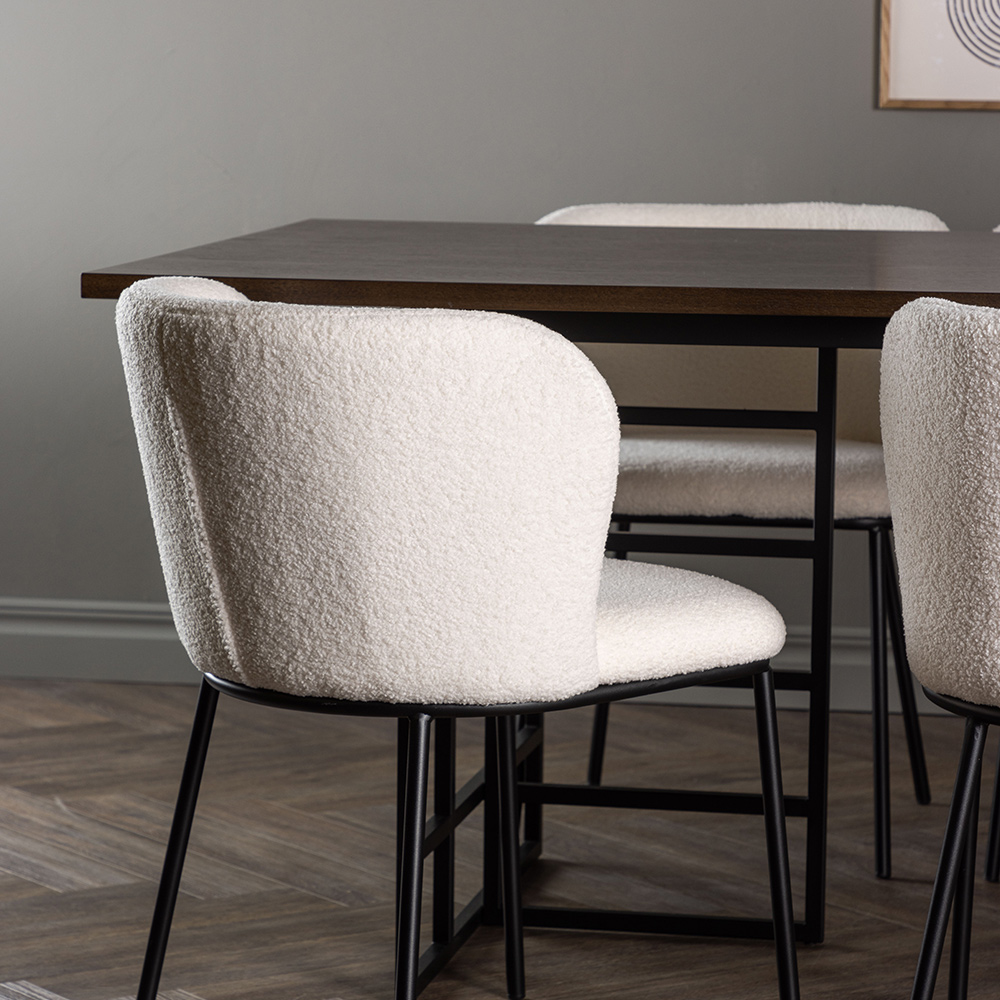 Matgrupp Venture Home Ystad med 6 st Edina stolar