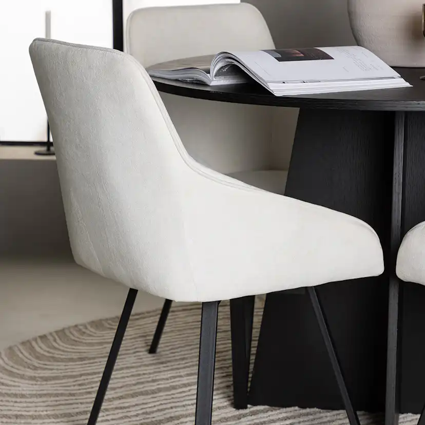 Matgrupp Venture Home Bootcut Ø110 cm med 4 st Rosie stolar