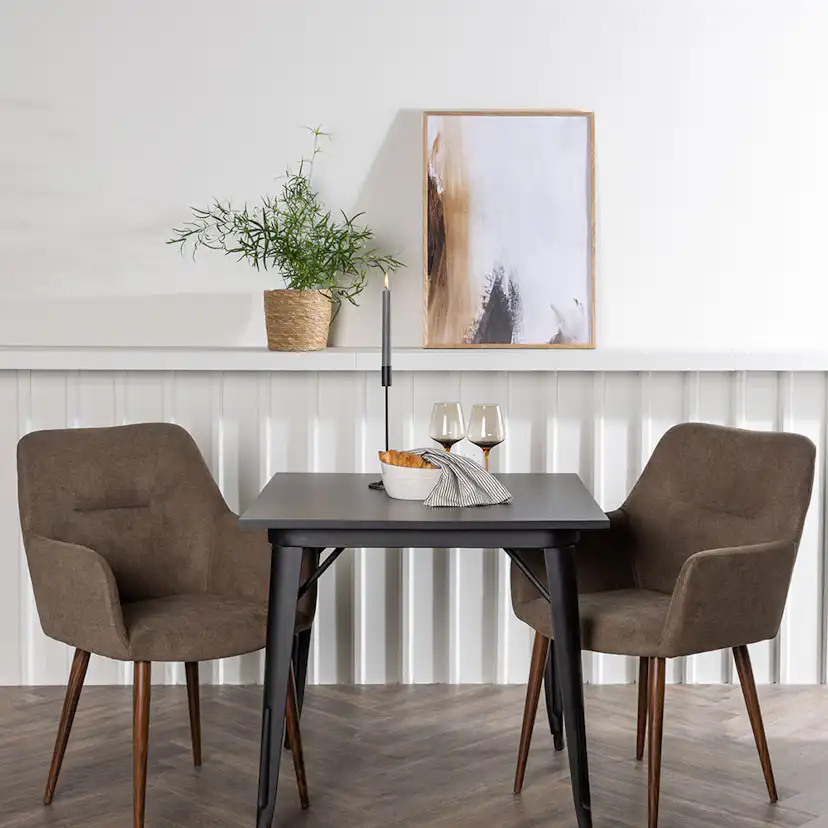 Matgrupp Venture Home Tempe med 2 st Tomorrow stolar