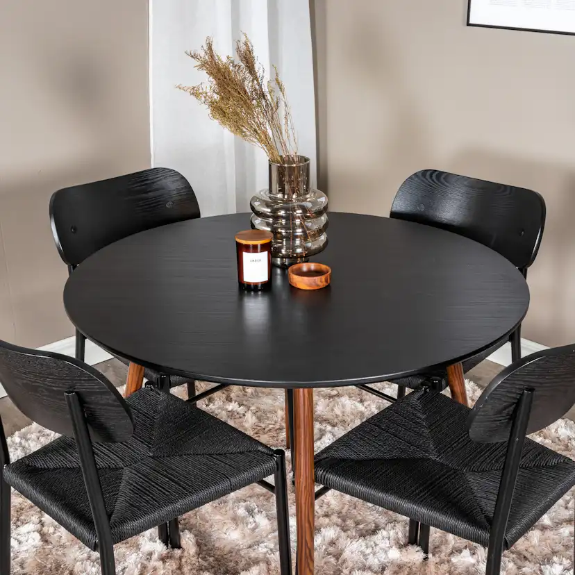 Matgrupp Venture Home Plaza med 4st Polly Stolar