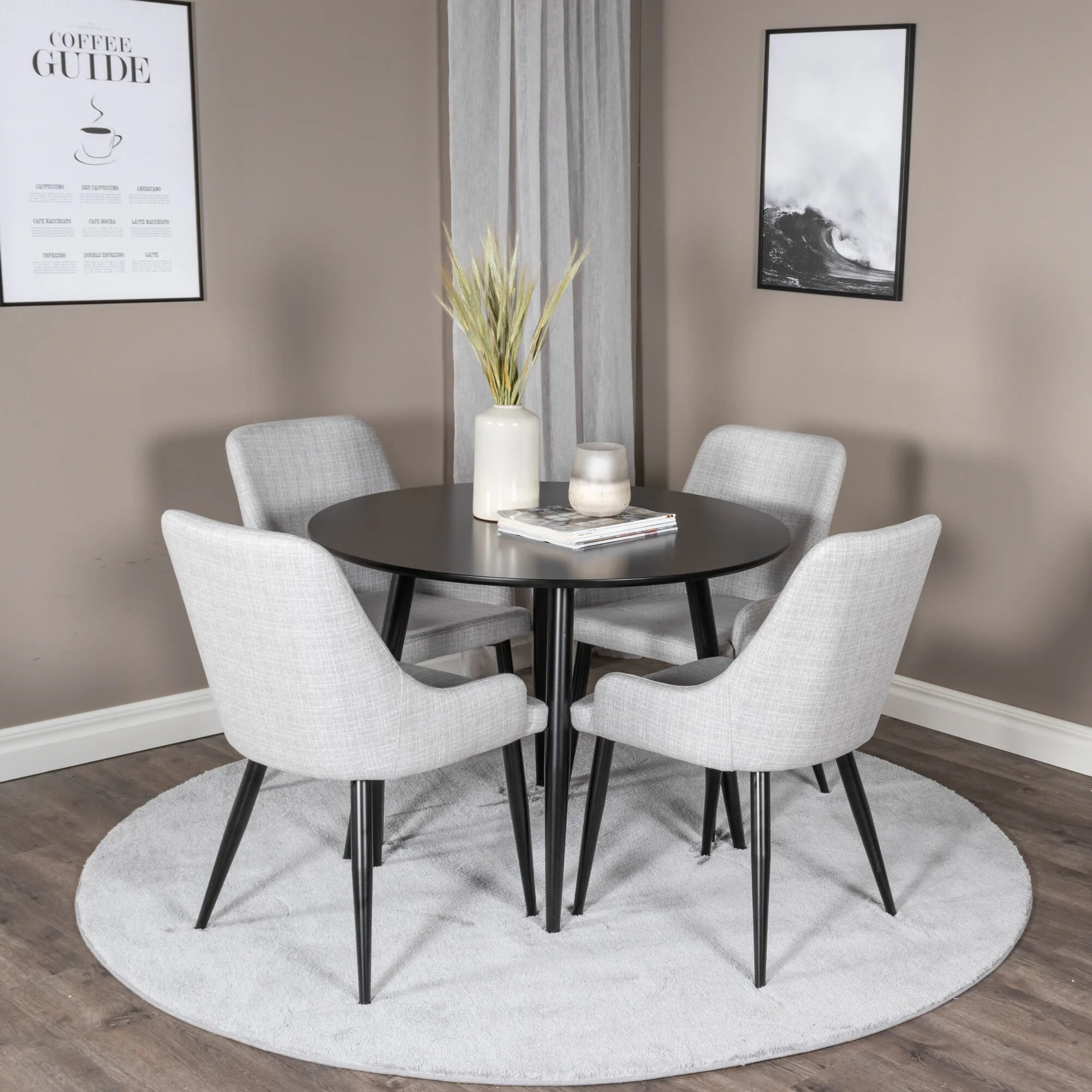 Svart/Ljusgrå/Svart