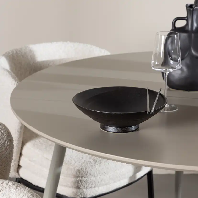 Matgrupp Venture Home Plaza Ø120 med 4 st Agnes Stolar