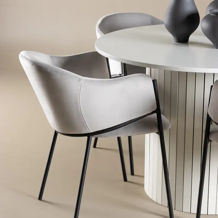 Matgrupp Venture Home Härön Ø110 med 4 st Evelina Stolar