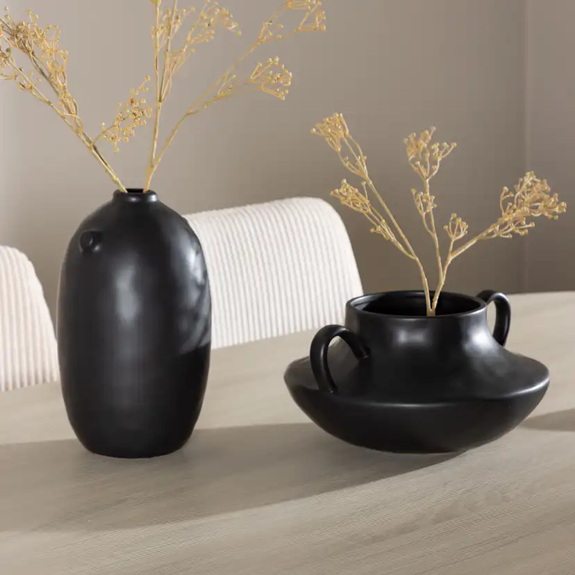 Matgrupp Venture Home Andy 180 med 4 st Leone Stolar