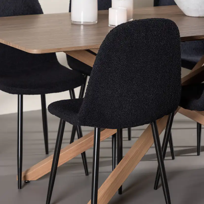 Matgrupp Venture Home Piazza 180 med 6 st Polar Stolar Teddy