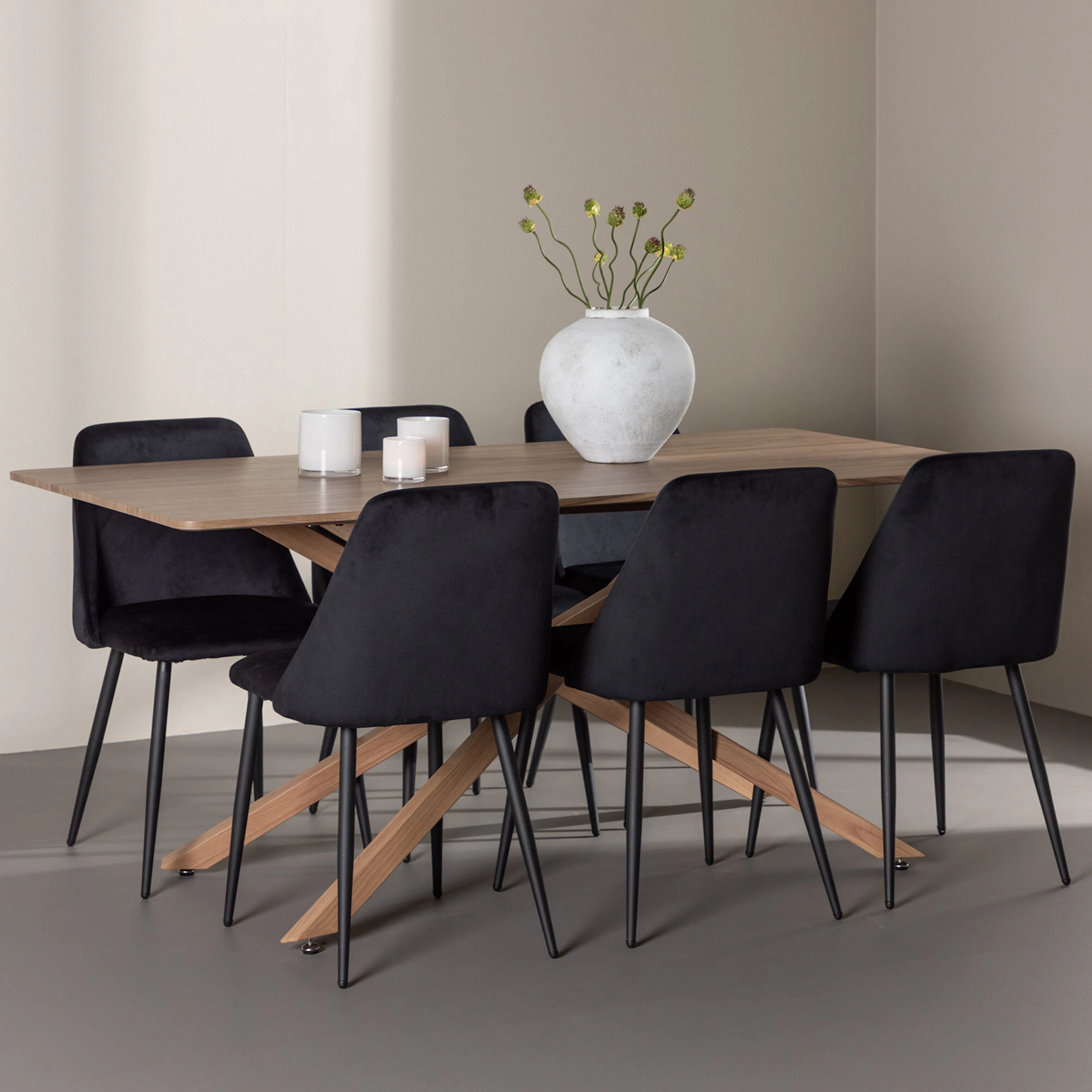 Matgrupp Venture Home Piazza 180 med 6 st Night Stolar