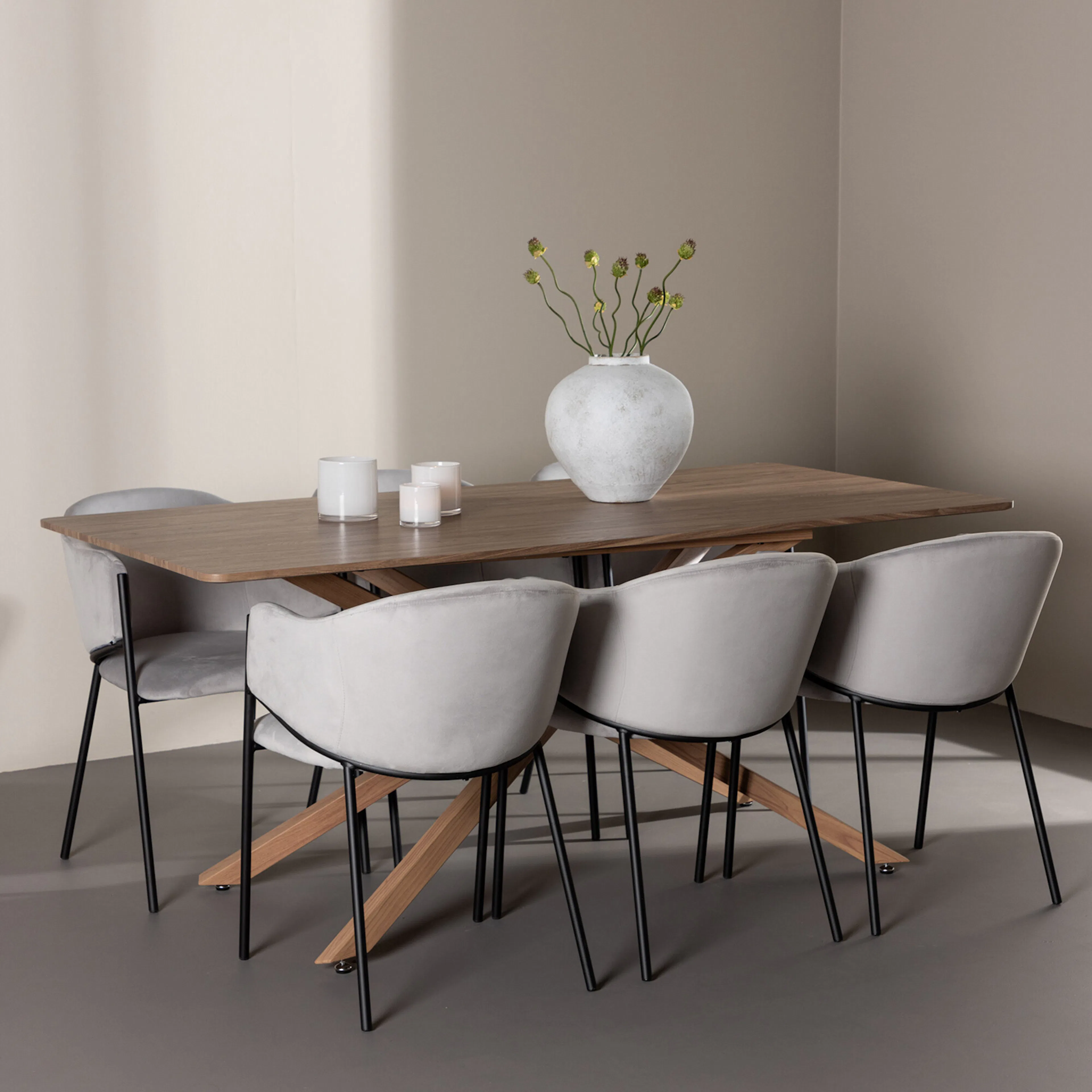 Matgrupp Venture Home Piazza 180 med 6 st Evelina Stolar