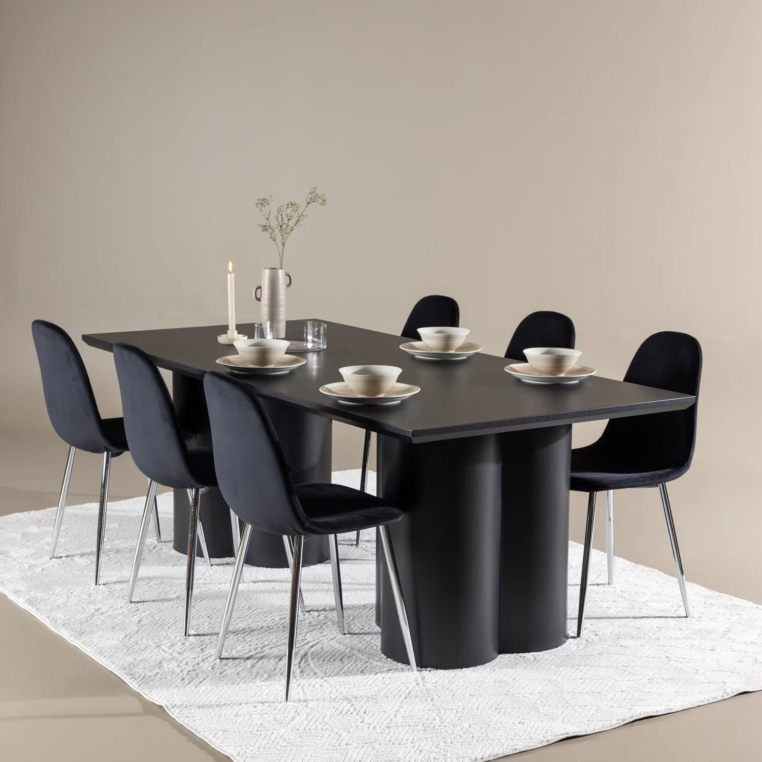 Matgrupp Venture Home Olivia 210 med 6 st Polar Stolar Sammet