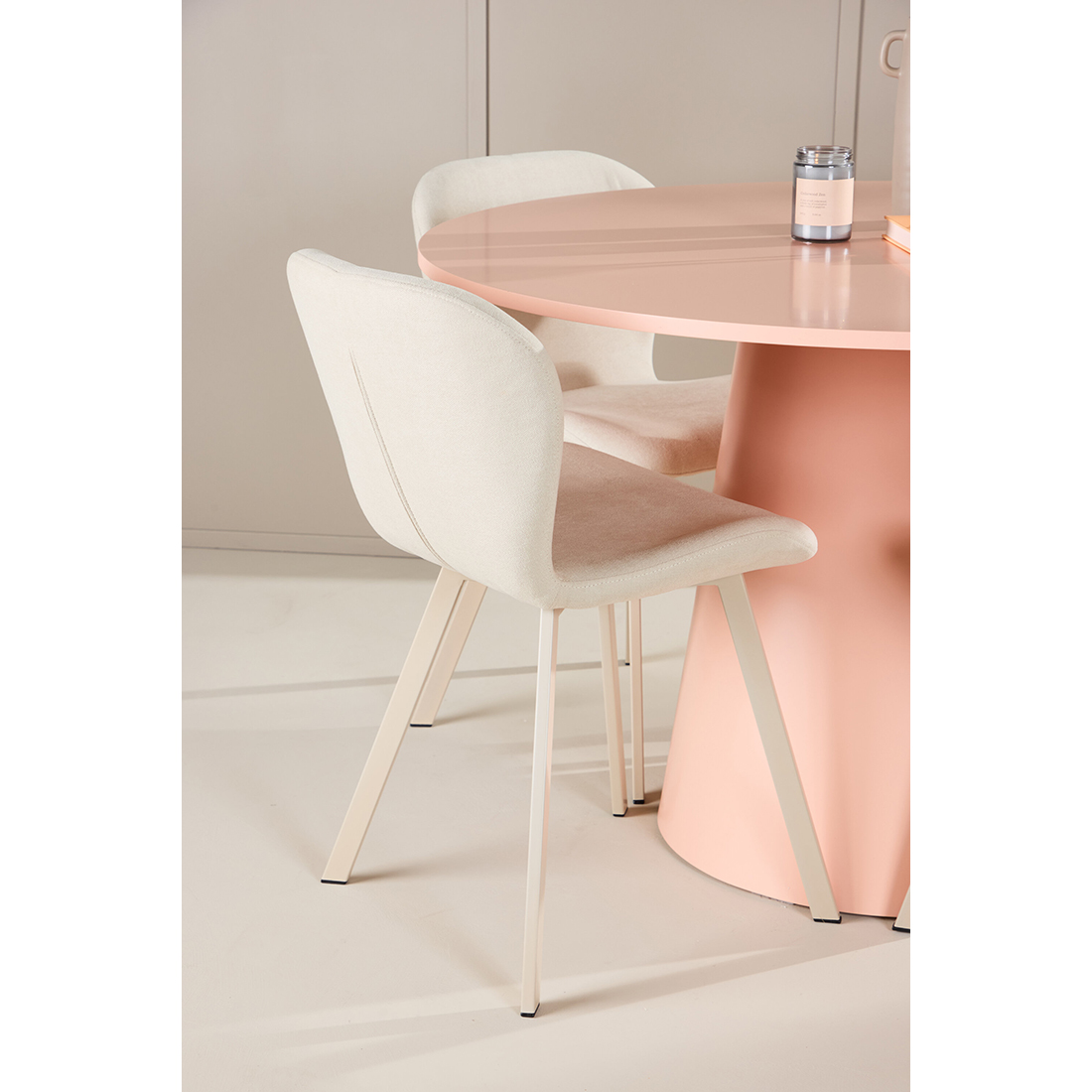 Matgrupp Venture Home Lanzo Ø120 cm med 4st Lilja Matstolar