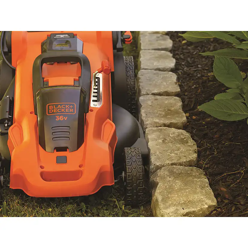 Gräsklippare Black+Decker CLMA4820L2