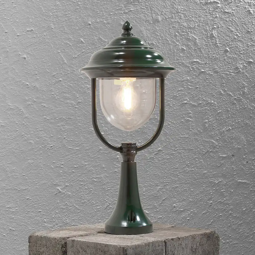 Grindstolpslykta Gnosjö Konstsmide Parma E27 med Stolpe