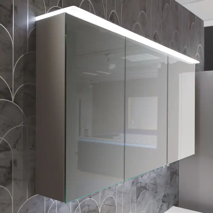 Spegelskåp Swebad Hemavan med Belysning