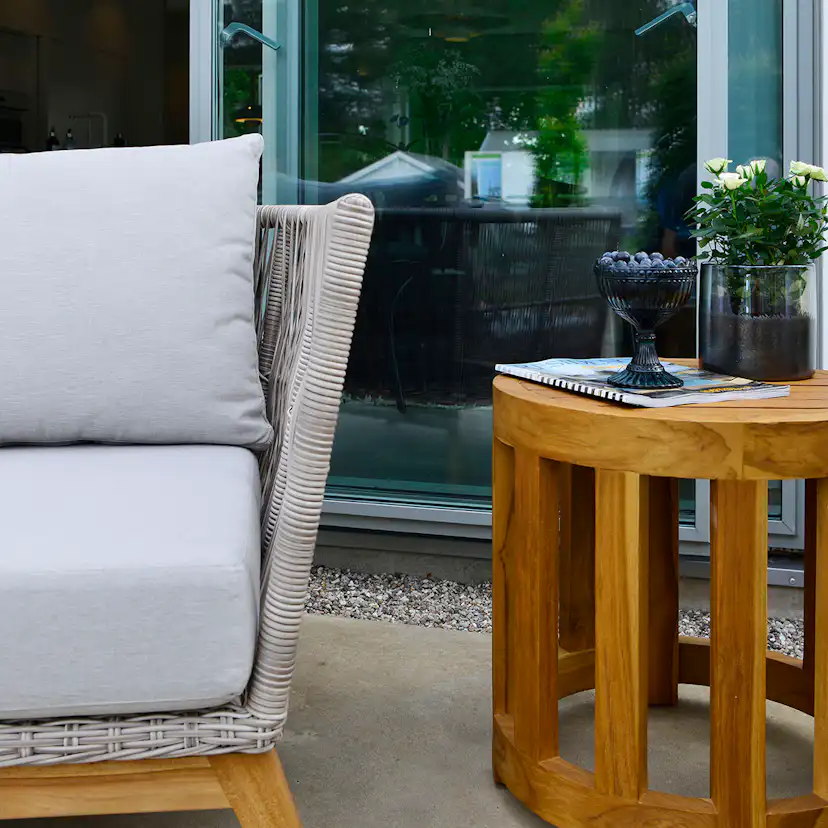 Utebord Hillerstorp Himmelsnäs Rund Ø 50 cm Teak Träbord