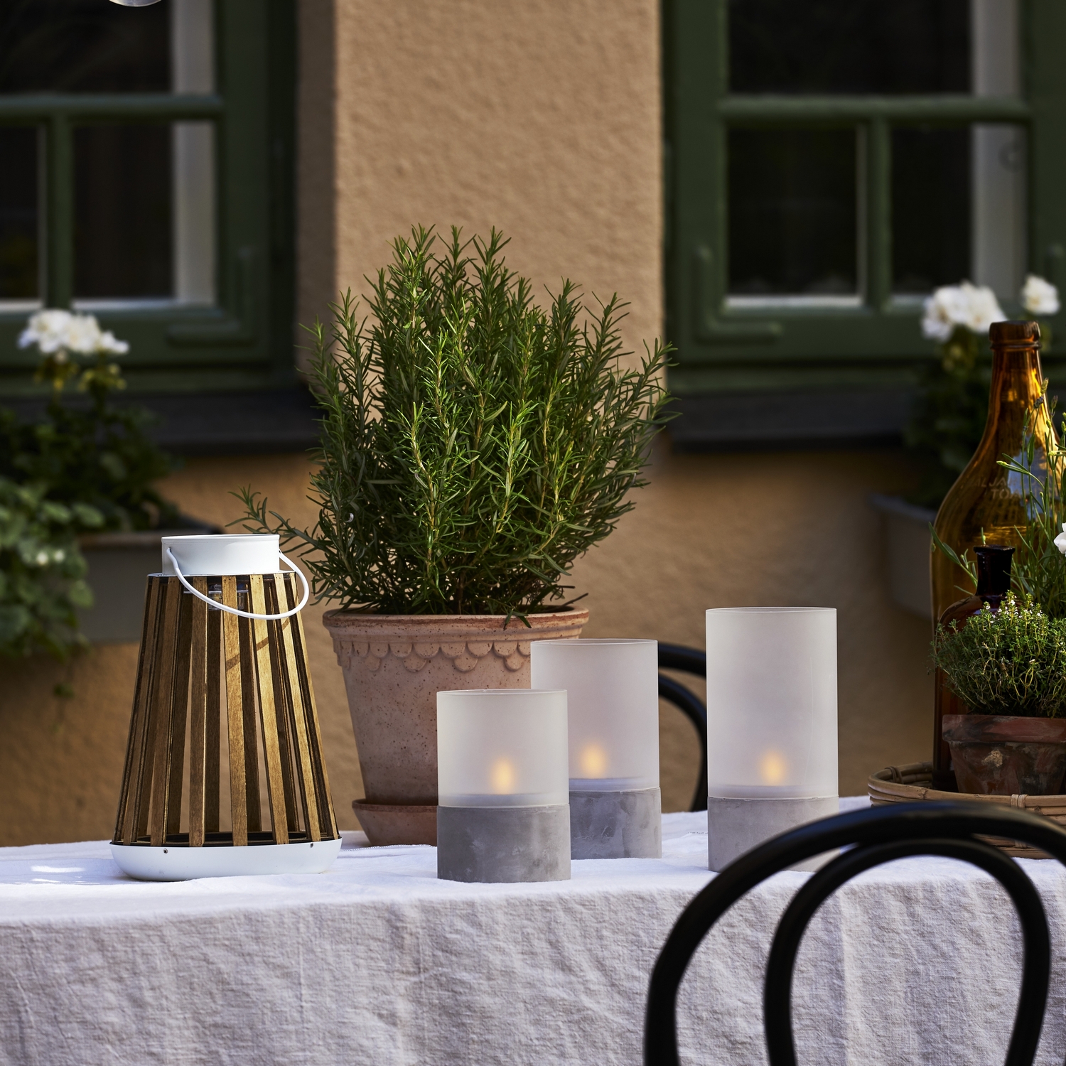 Solcellslykta Star Trading Catania 19x28 cm Twilight