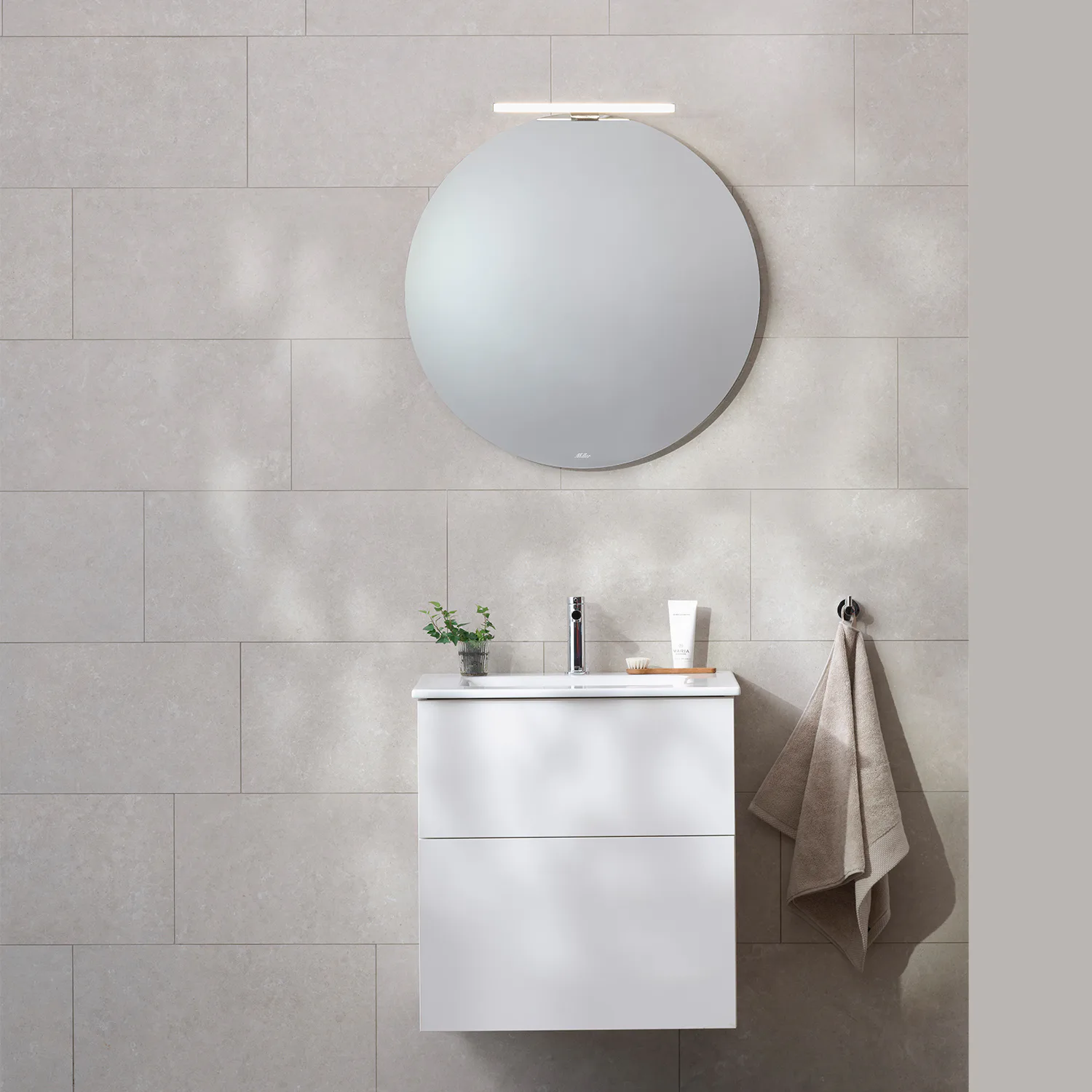 Möbelpaket Miller Badrum New York med Edge Tvättställ och Spegel