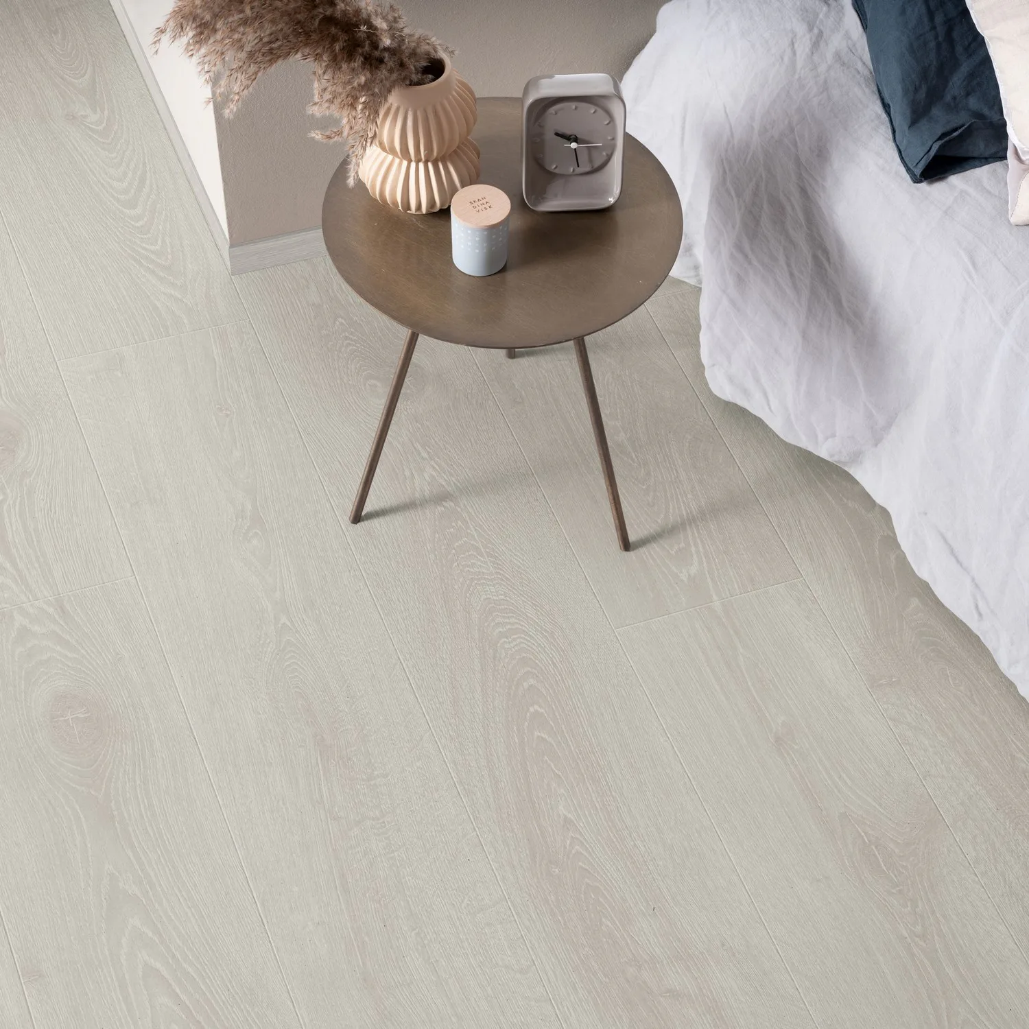 Laminatgolv Pergo Modern Plank 4V - Sensation Studio Oak 1-Stav