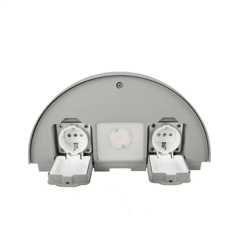 LED-Armatur Hide-a-lite Arc med Uttag