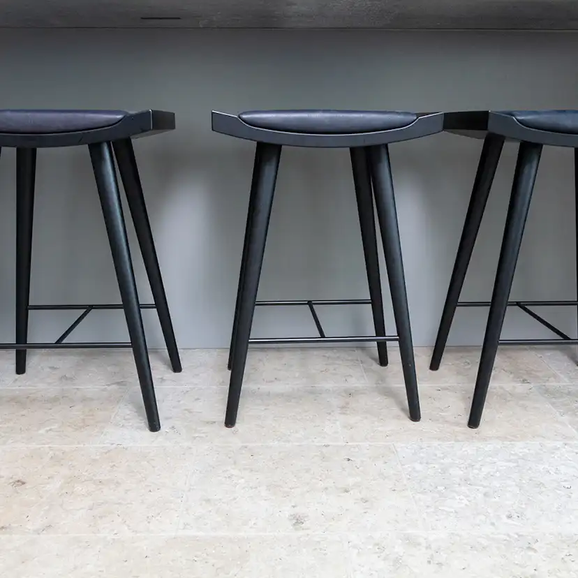 Kalksten Italian Marble Lindholmen 40 cm Fallande Längd Slipad