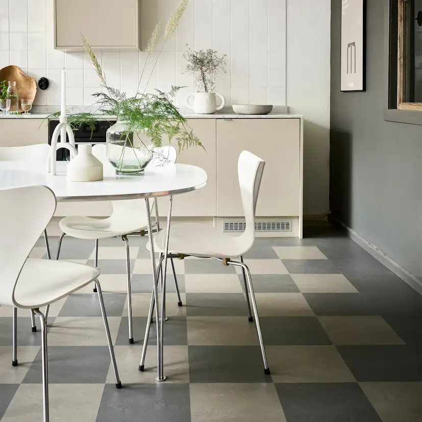 Linoleumgolv Forbo Marmoleum Click Nebula 60x30 cm