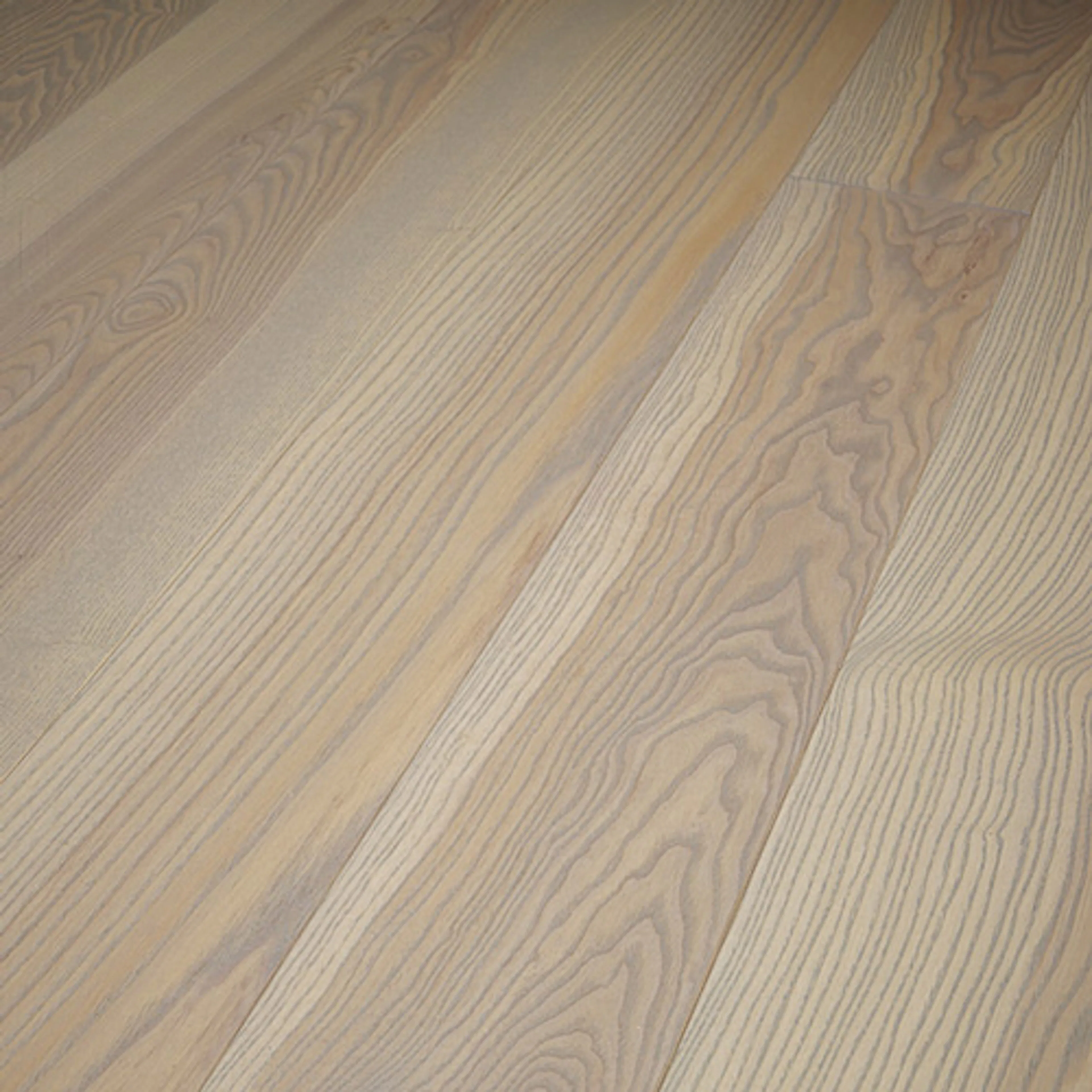 Massivt Trägolv NoblesseAsh Titan