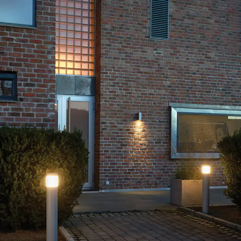 Pollare Norlys Lillesand 2330