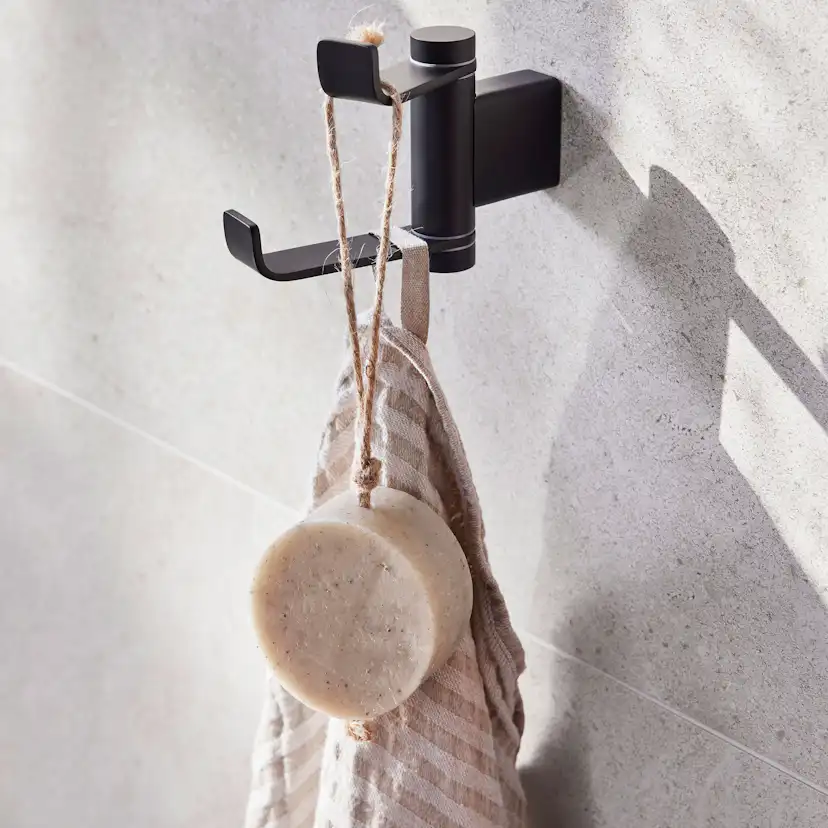 Klädkrok Miller Badrum Miami Svängbar