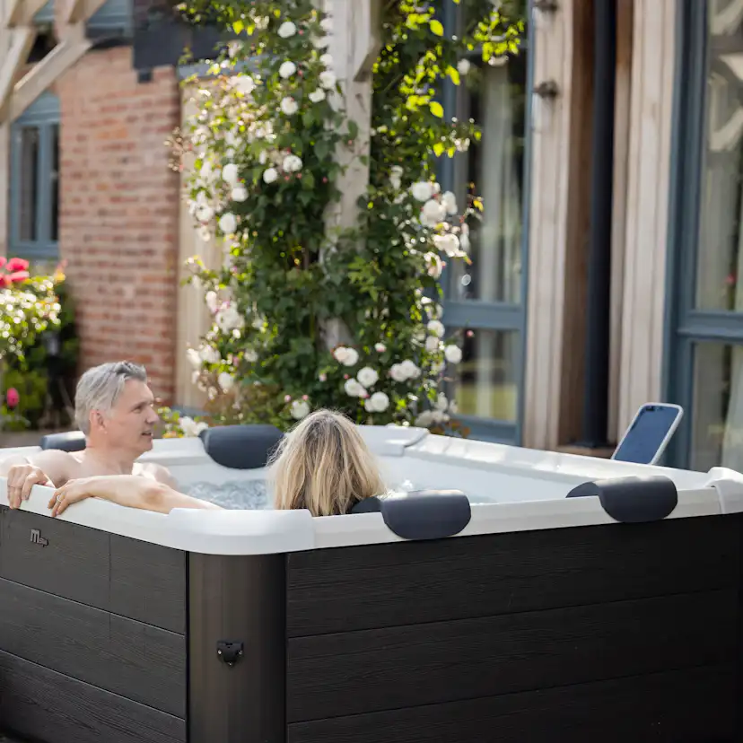 Spabad MSpa Oslo Frame Plus XL Aero med Lock