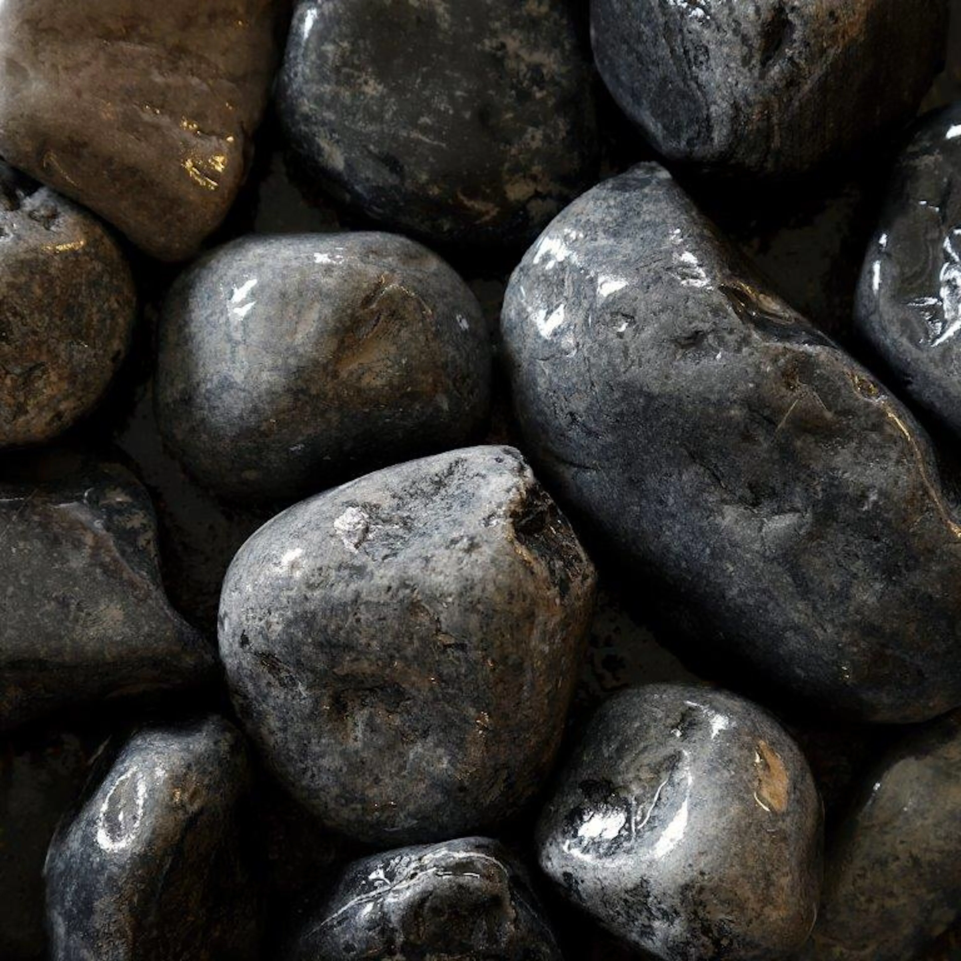 Dekorsten Magrab Krossprodukter Svart Pebbles 40-60 mm, 1000 kg Säck