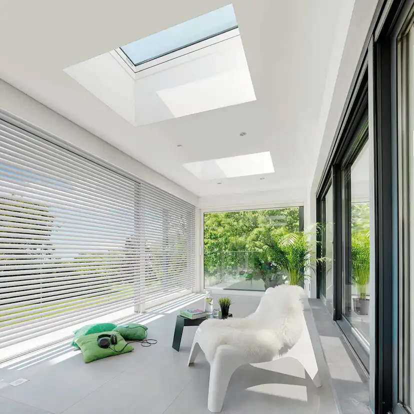 Takfönster Fakro Tidlös 3-Glas Platt Fast