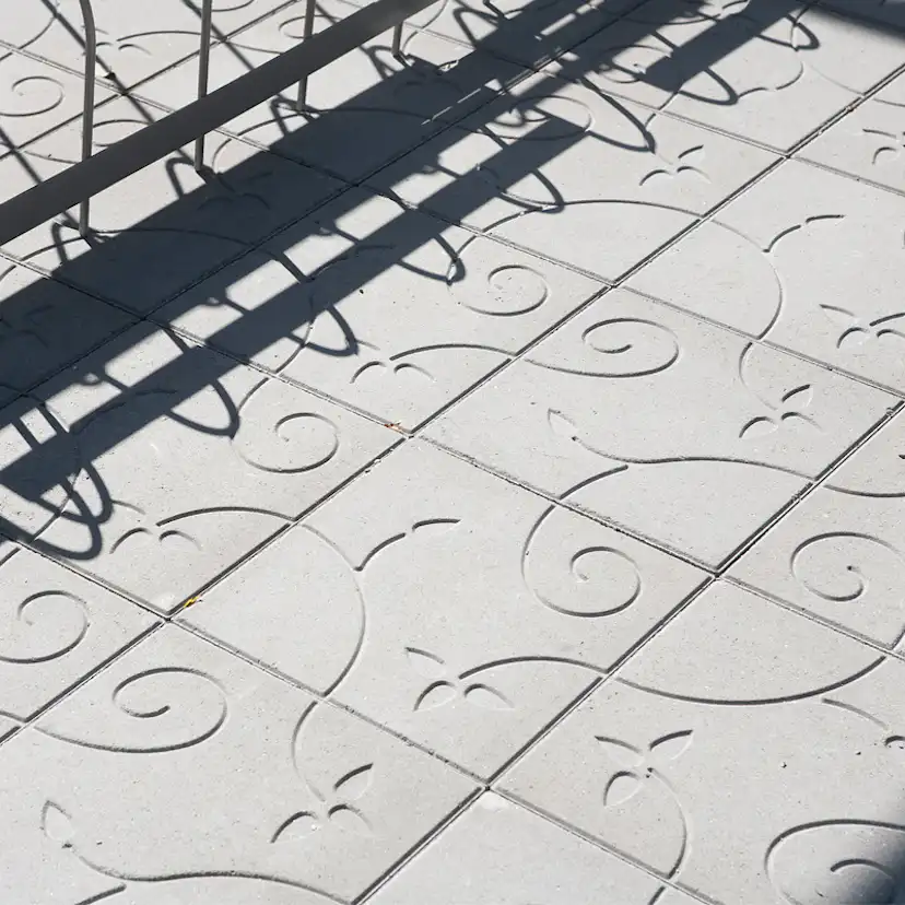 Platta S:t Eriks Kaprifol Naturgrå Helpall