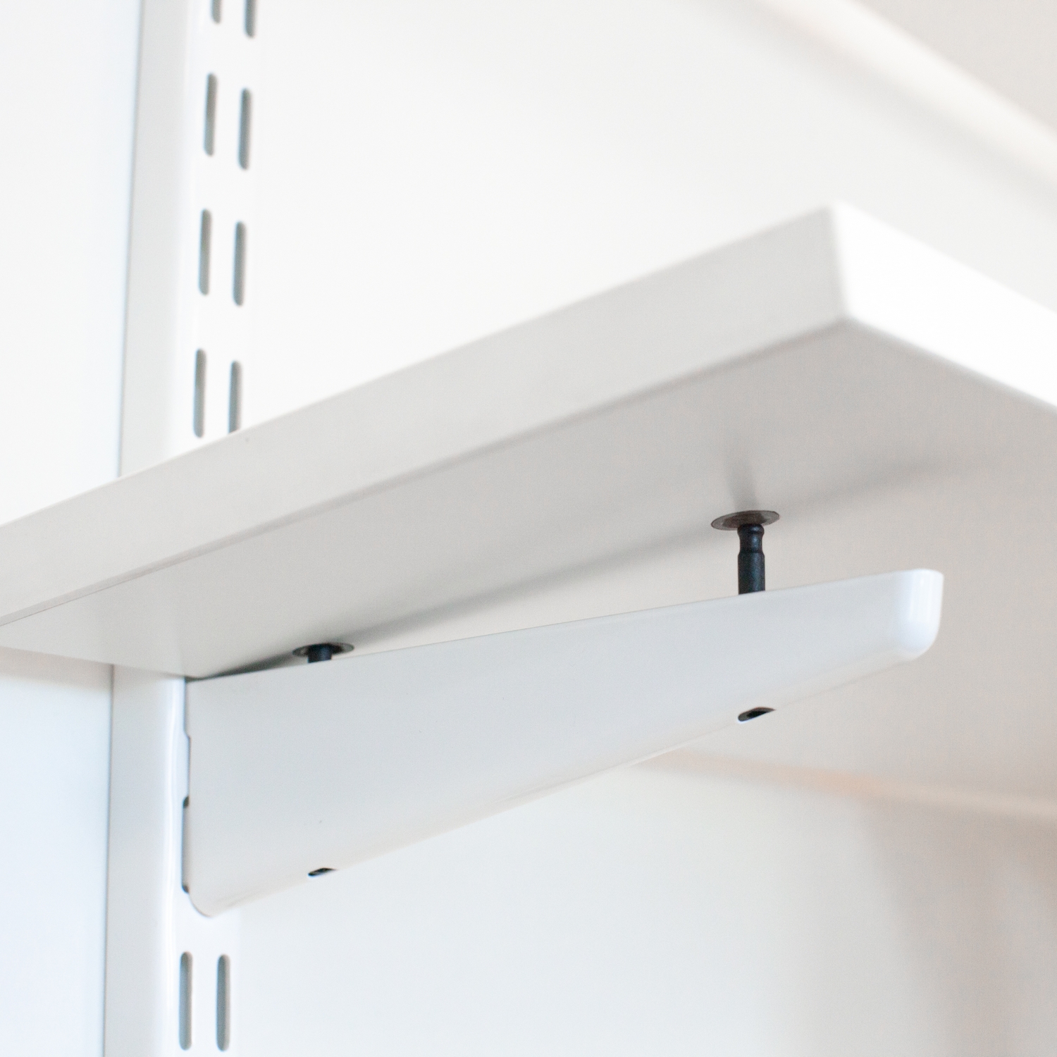 Melaminhyllplan Elfa Plugg-in