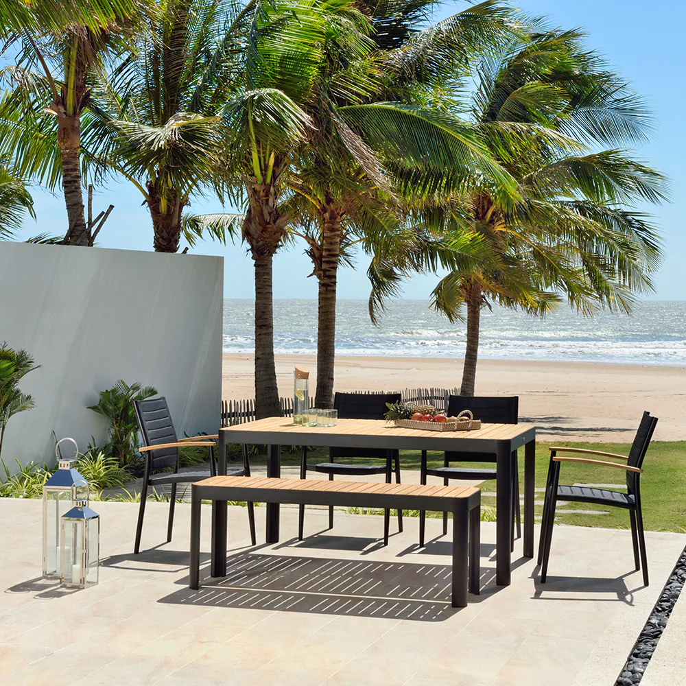 Matgrupp LifestyleGarden Portals med 4 Lite Stolar och Bänk