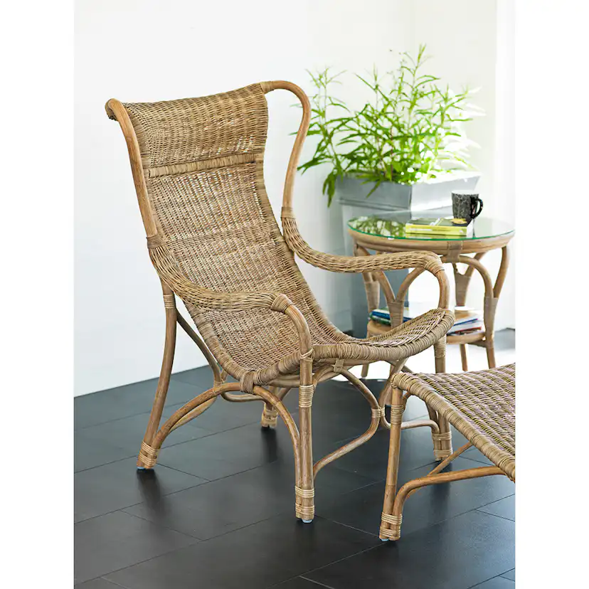 Loungeset Hillerstorp Praktö 2 Fåtöljer med Fotpall och 1 Utebord