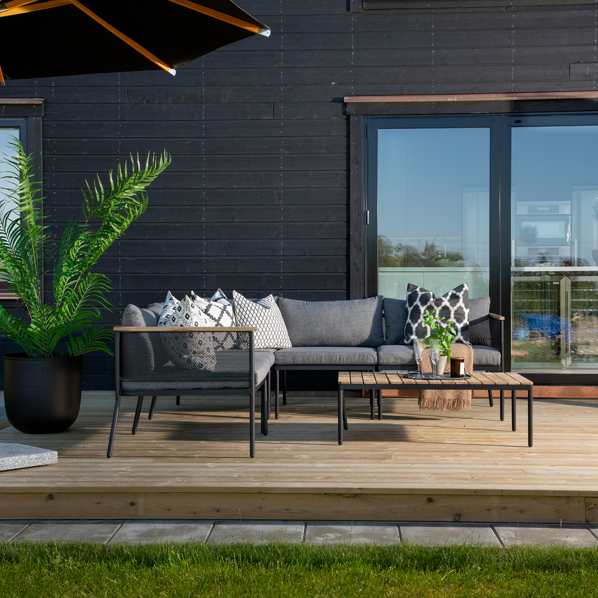 Mittdel Venture Home Nance Utomhus