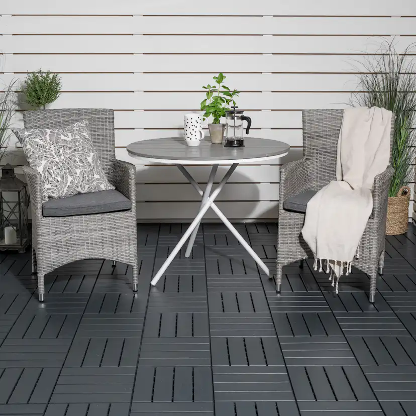 Cafégrupp Venture Home Parma med 2 Malin Trädgårdsstolar Utomhus