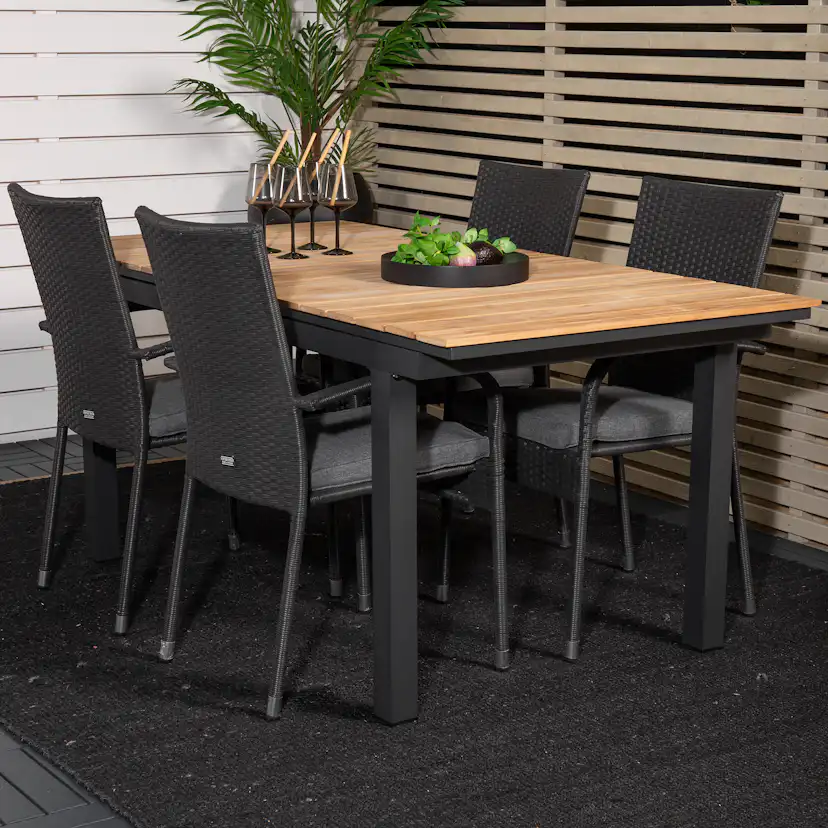 Matgrupp Utomhus Venture Home Meya 160/240 med 4 Asta Trädgårdsstolar