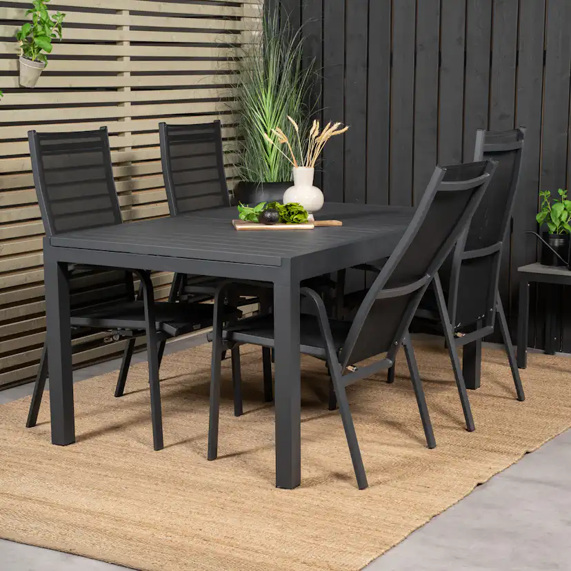 Matgrupp Venture Home Madrid 160/240 med 4 Copacabana Stolar