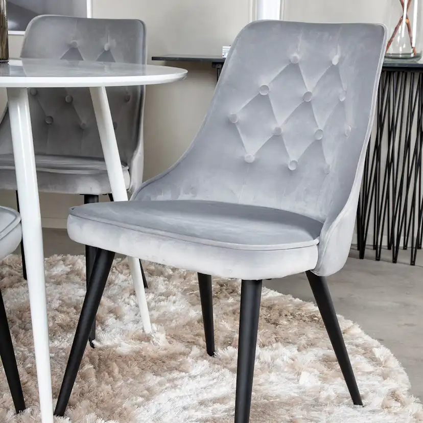 Matgrupp Venture Home Plake med 4 Vera Stolar Sammet Runt