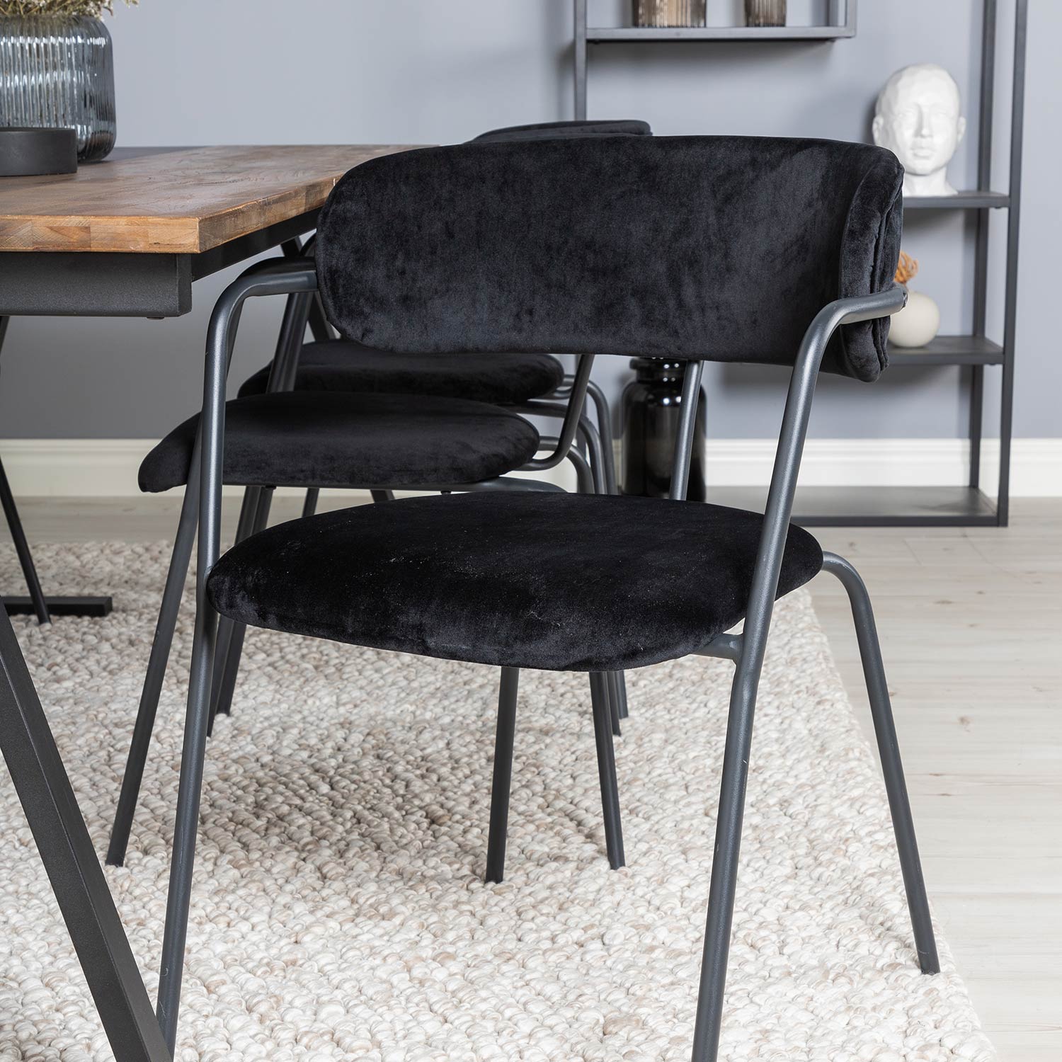 Matgrupp Venture Home Jane med 6 Aris Stolar