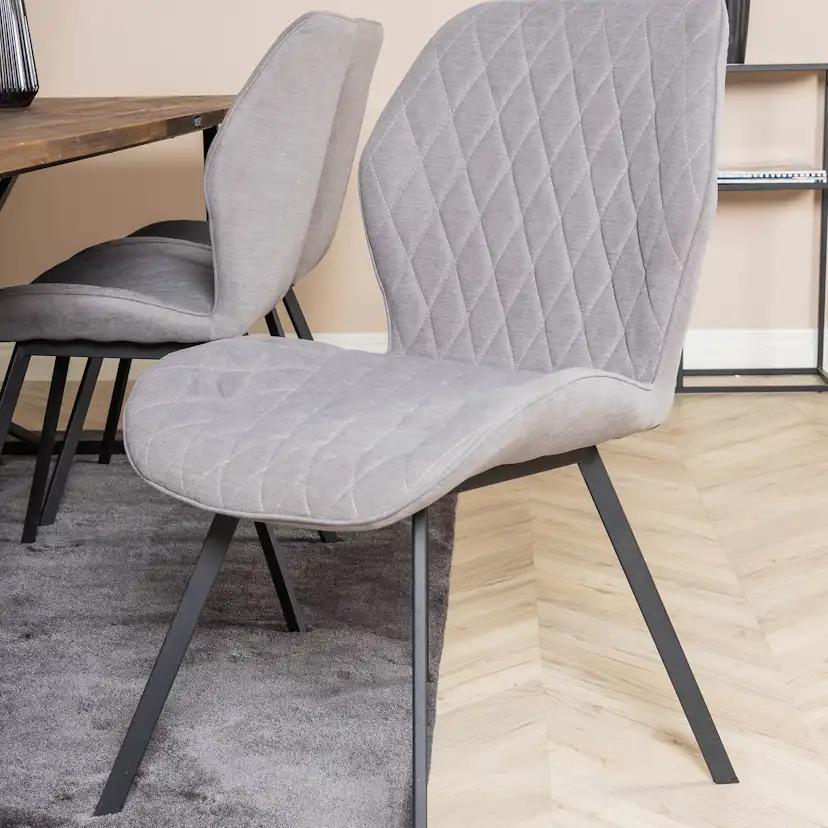 Matgrupp Venture Home Peo med 6 Geneva Stolar