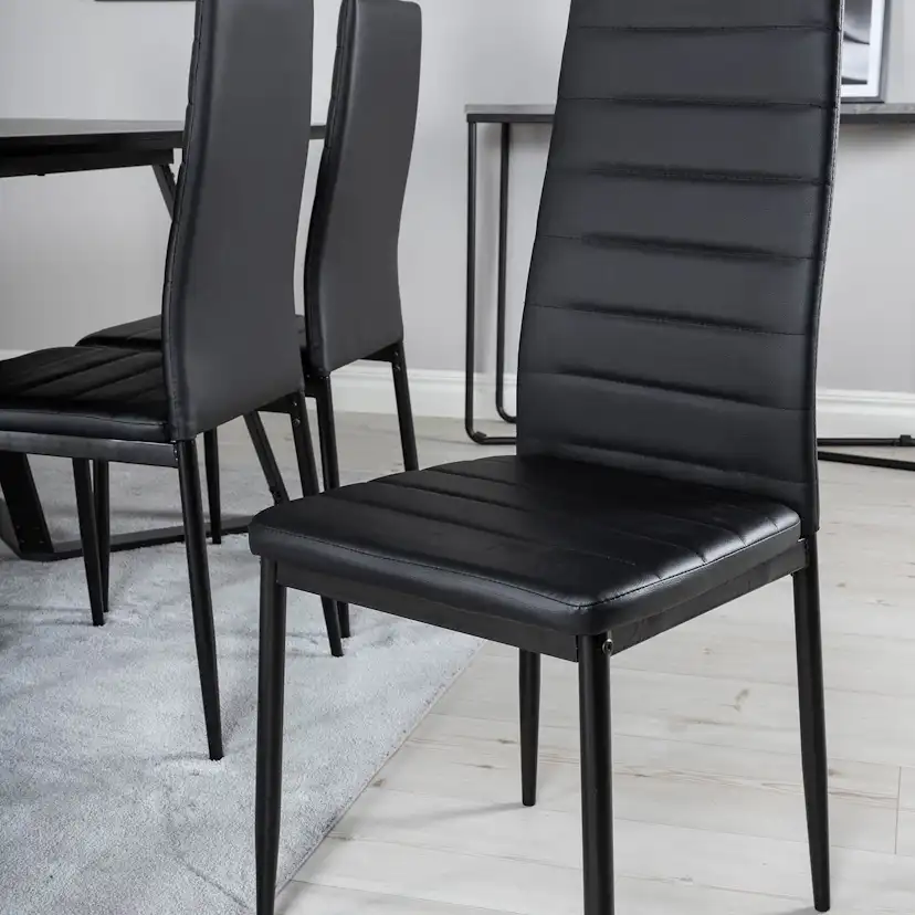 Matgrupp Venture Home Madde med 6 Sly Stolar