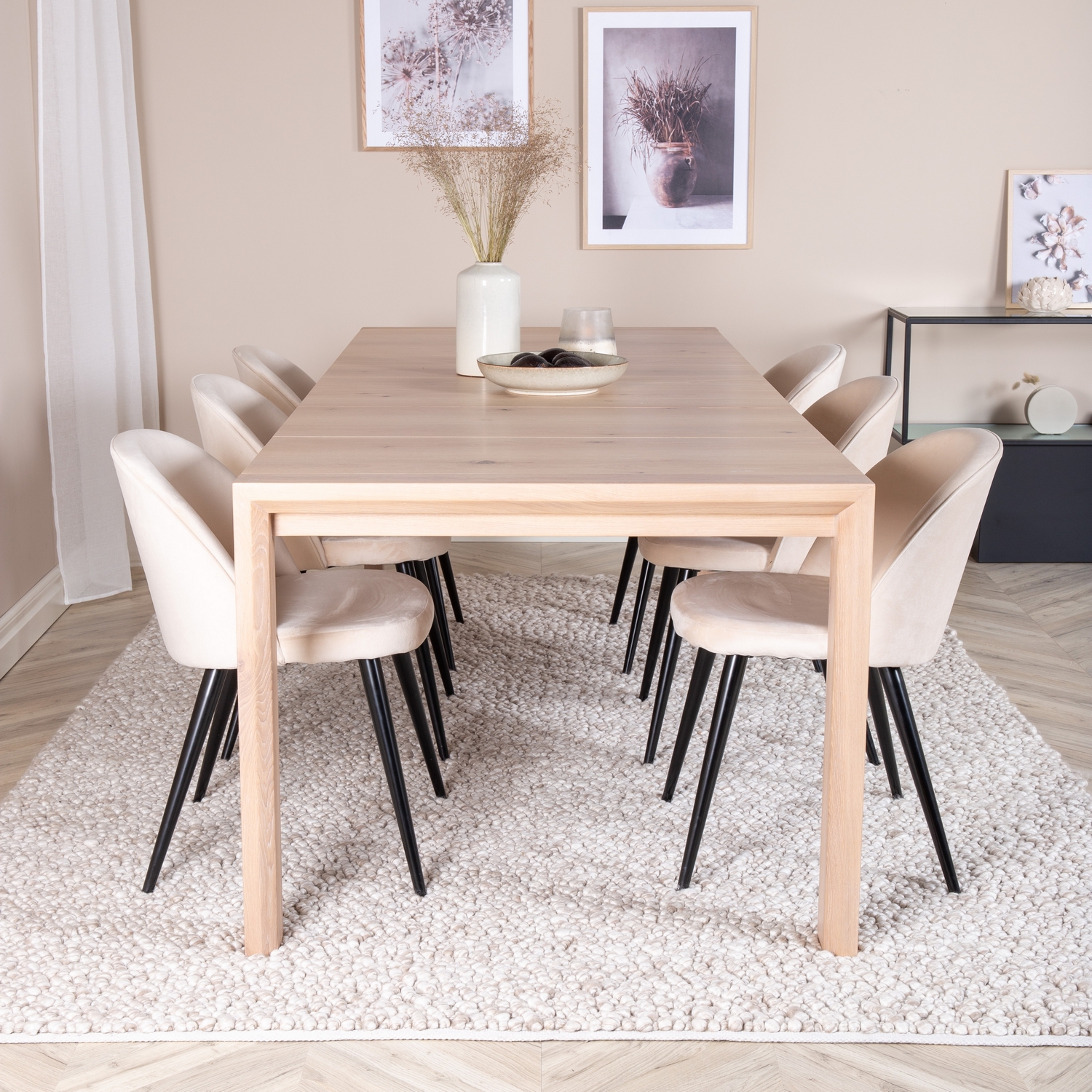 Matgrupp Venture Home Shy med 6 Valentina Matstolar